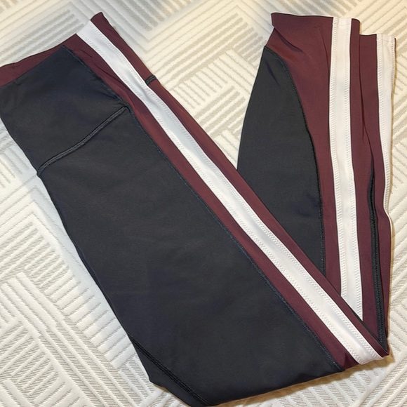 Athleta crunch 7/8 tight Small - Picture 3 of 5